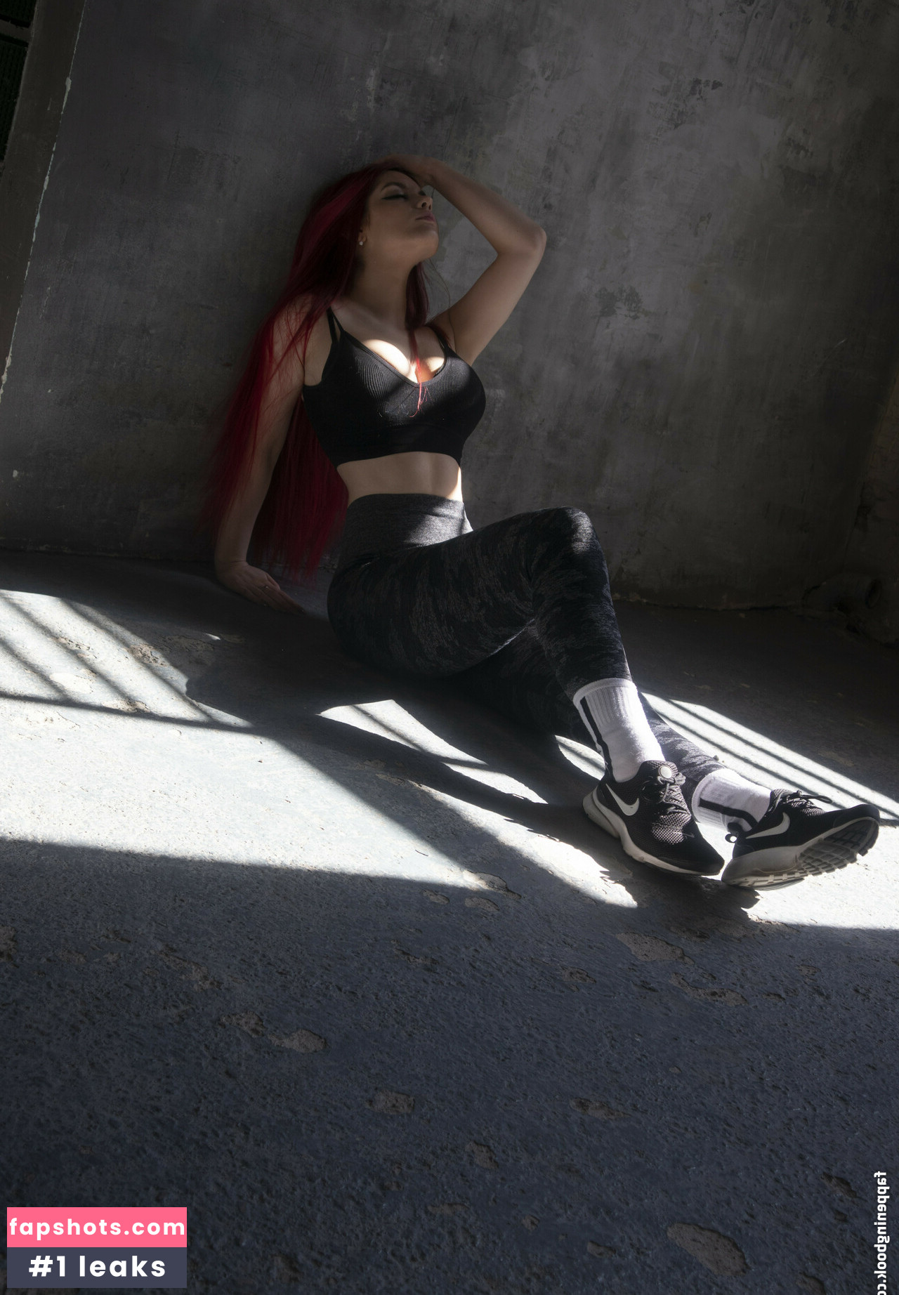 Angie Strelnikova gallery photo #21