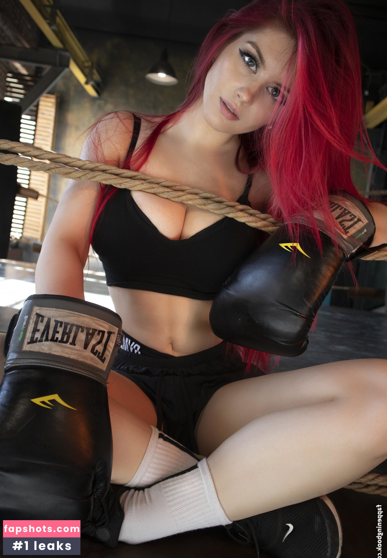 Angie Strelnikova gallery photo #40