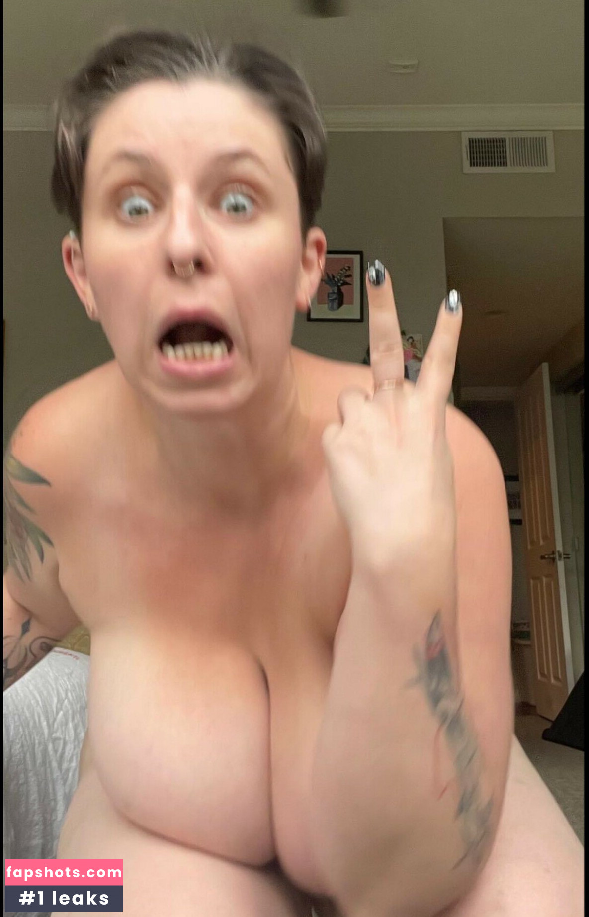 Angie_williow nude babe gallery