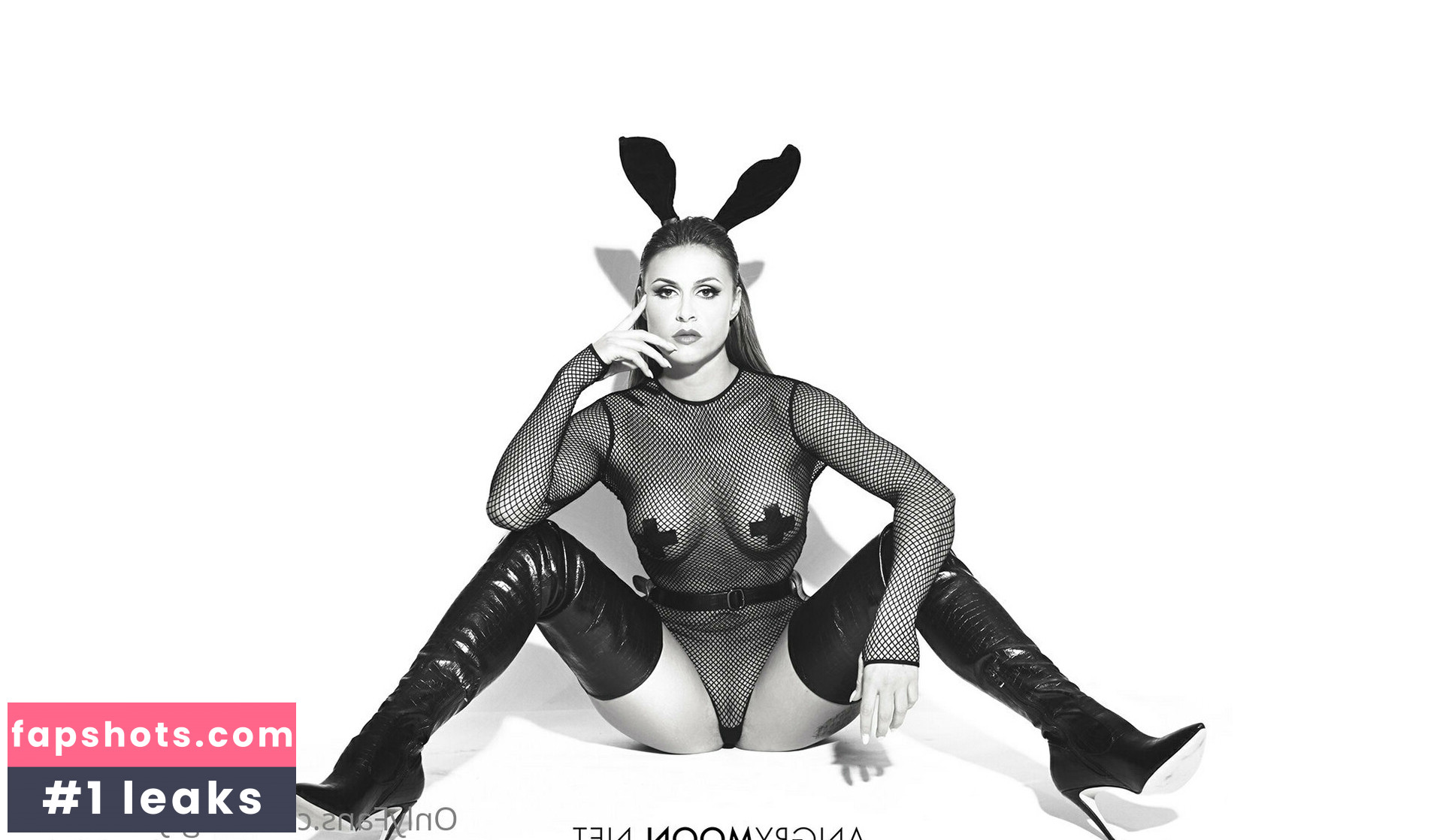 angrymoonfree gallery photo #19