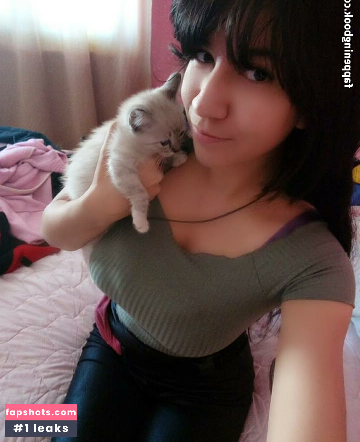 Angy Malicsky nude babe gallery