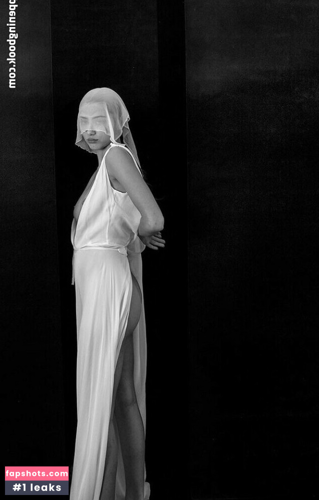 Ania Rybak gallery photo #31