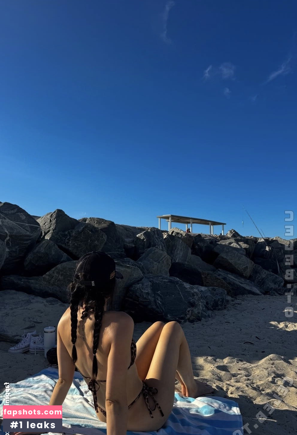 Anica Zimmermann gallery photo #2