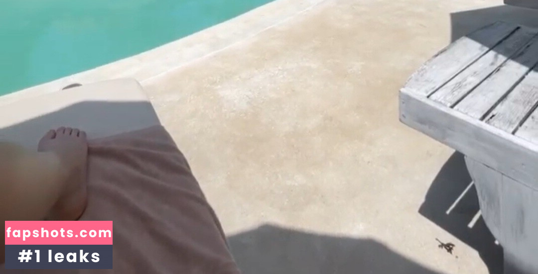 Anica Zimmermann gallery photo #37