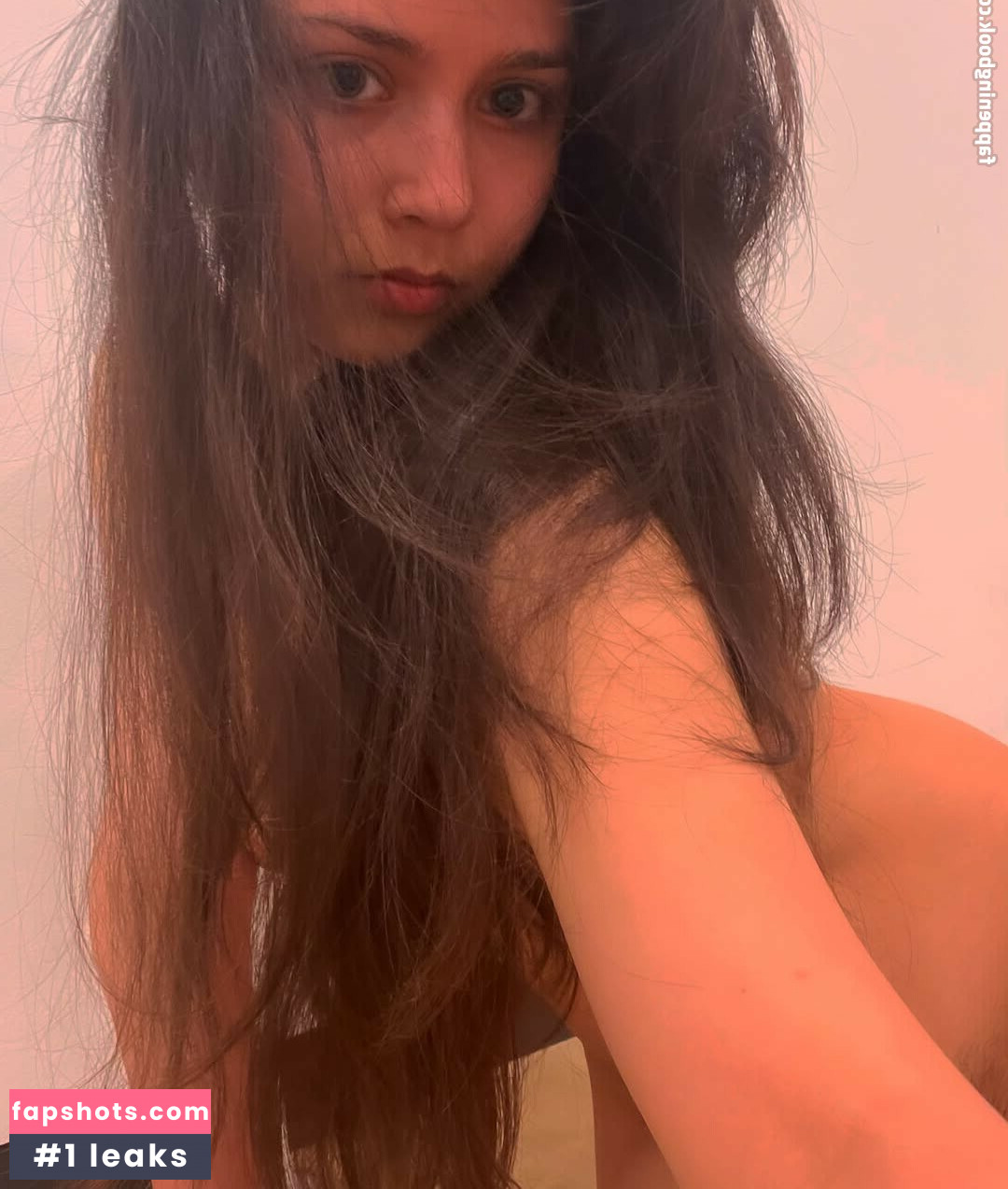 Anika Vishwanath gallery photo #11