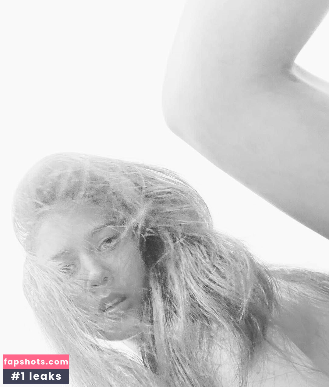 Anika Vishwanath gallery photo #14