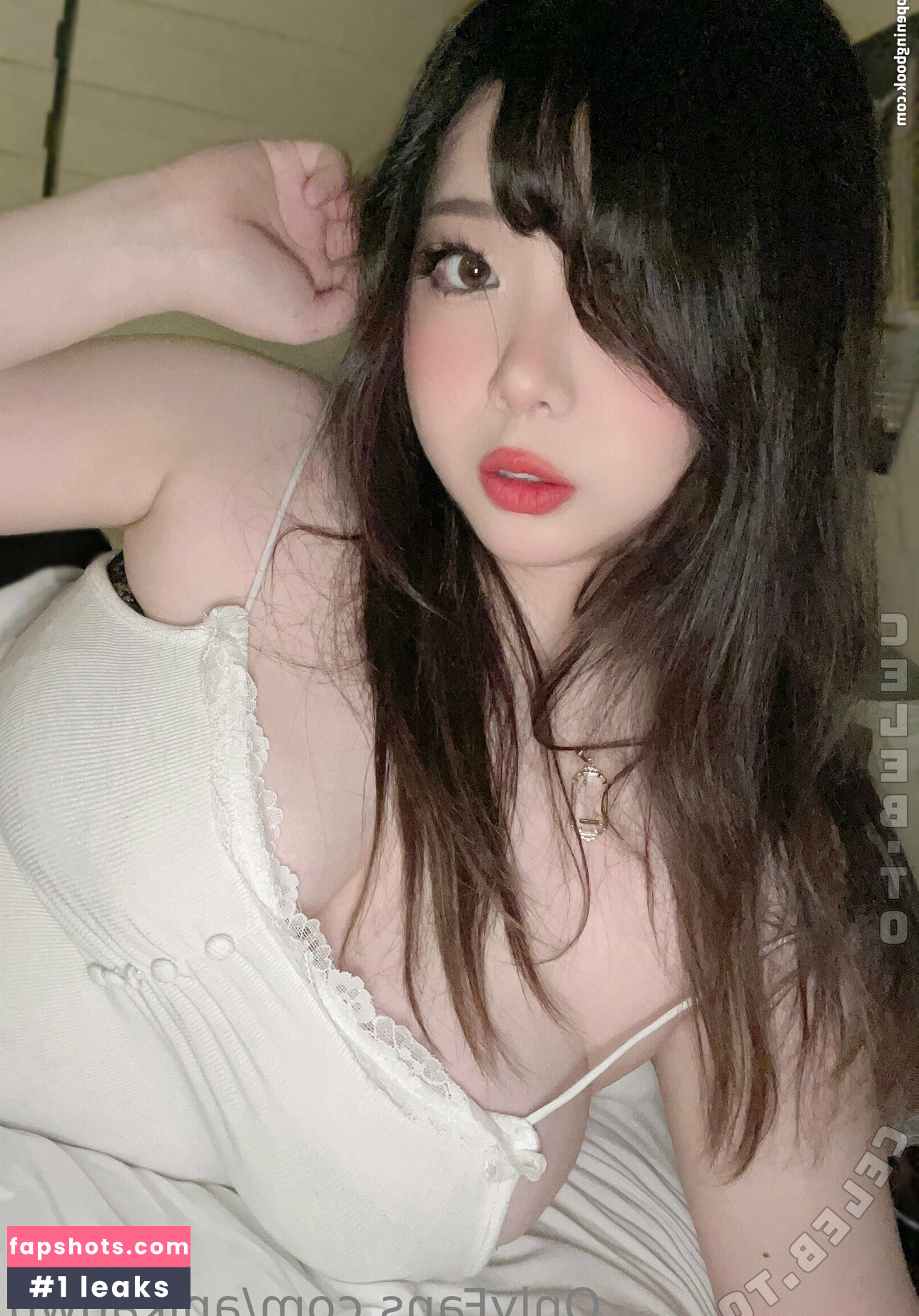 Anikauwu gallery photo #32