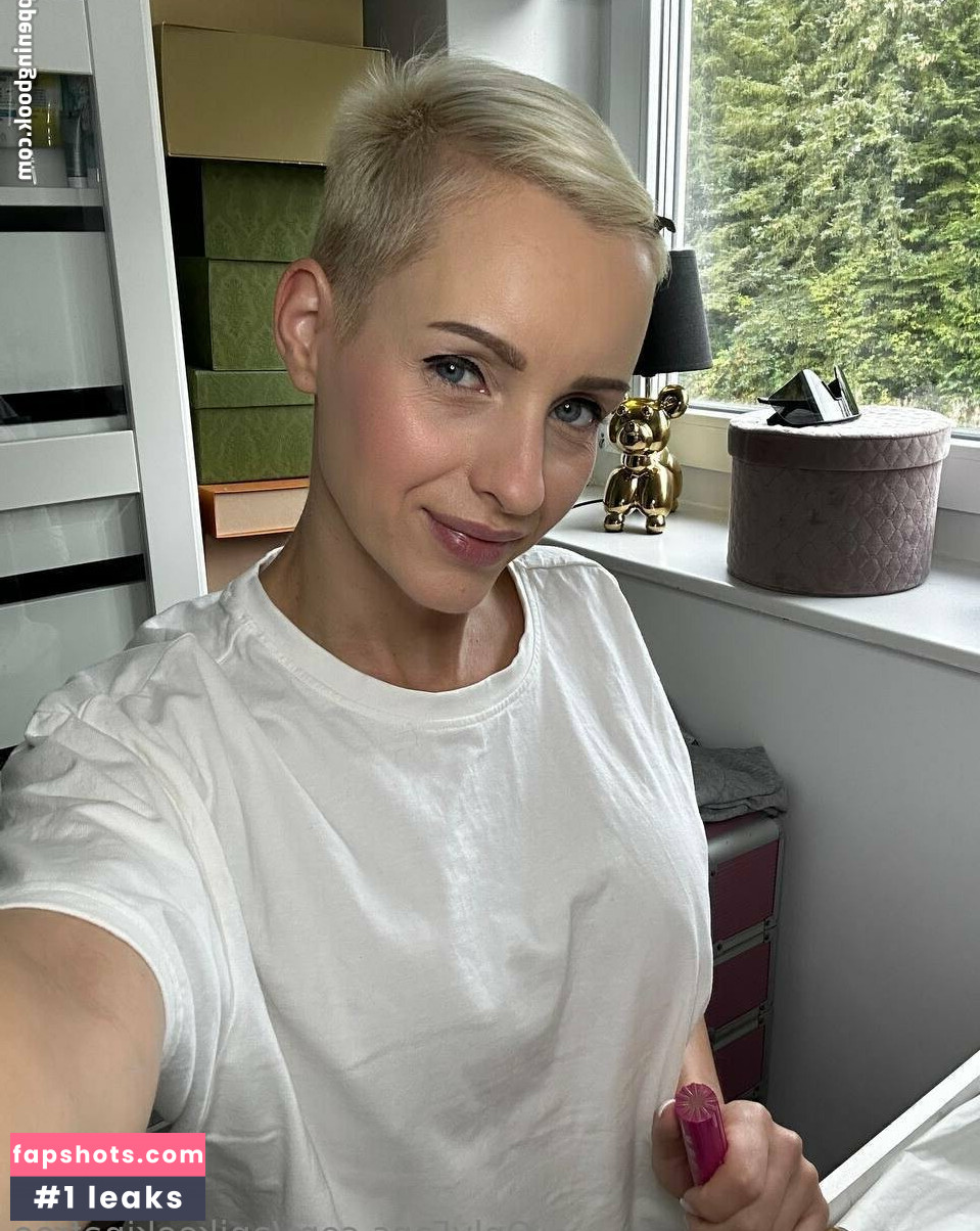 anikeekinafree gallery photo #15