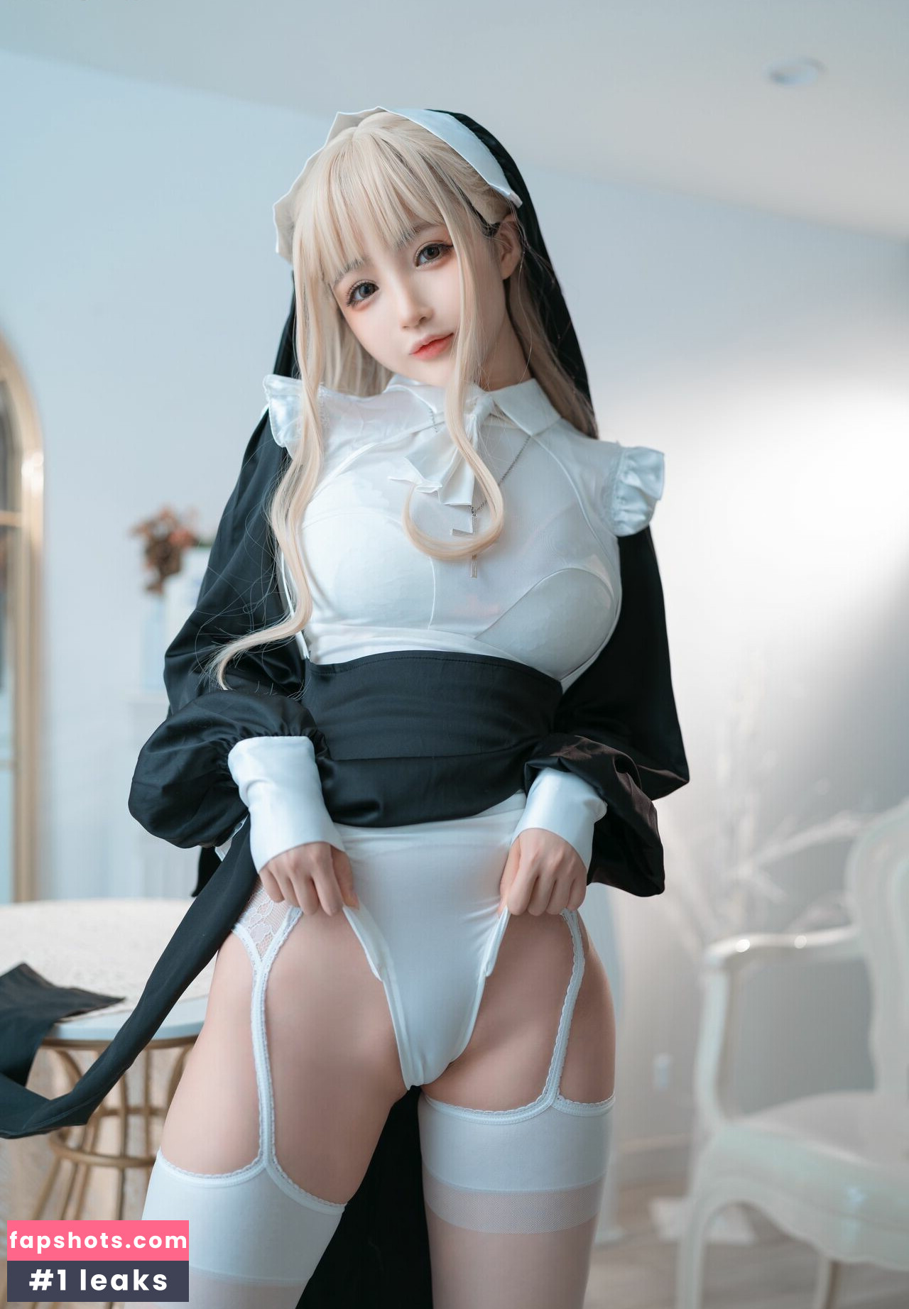 Aninnyan gallery photo #298