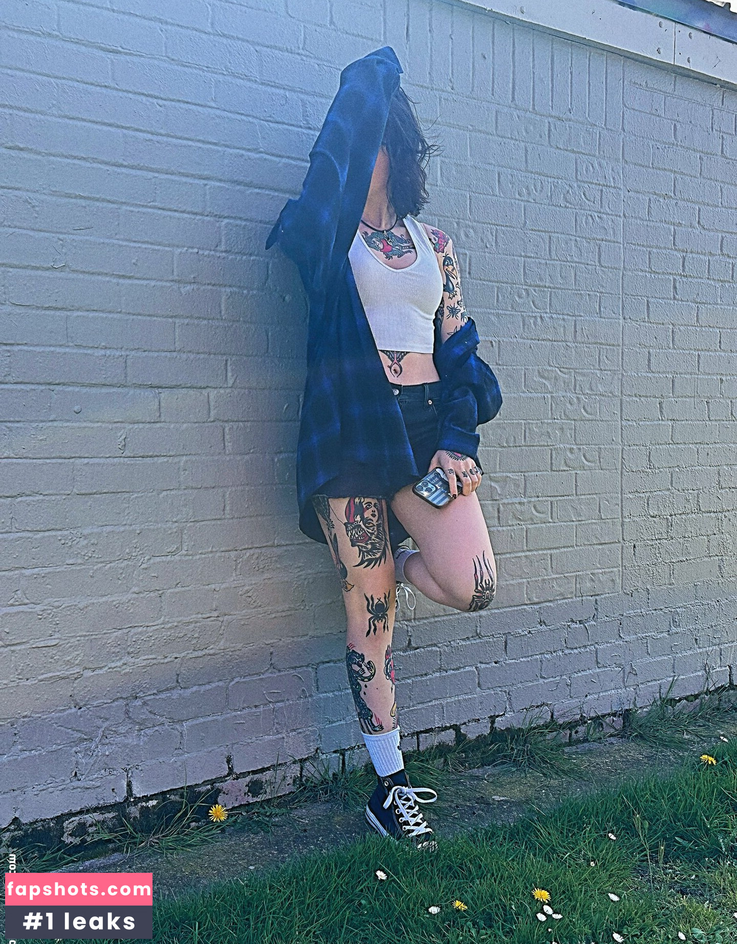 Anisa Jomha gallery photo #19