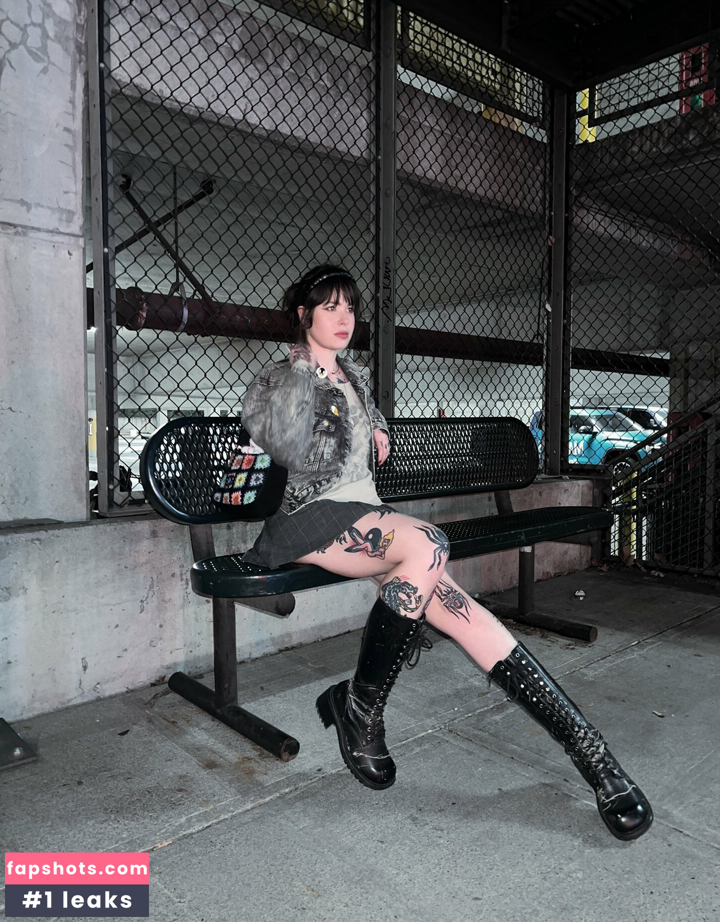 Anisa Jomha gallery photo #25