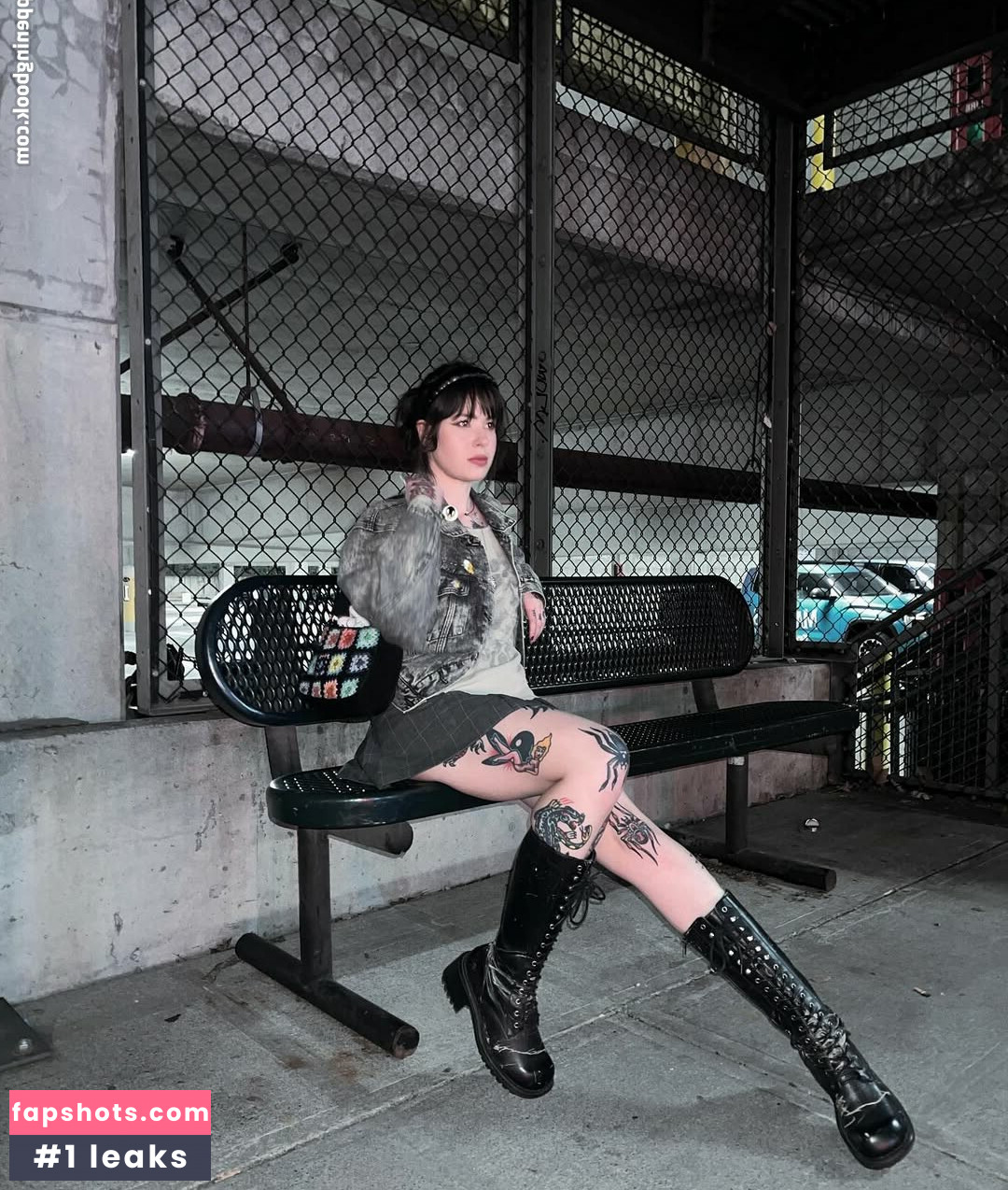 Anisa Jomha gallery photo #31