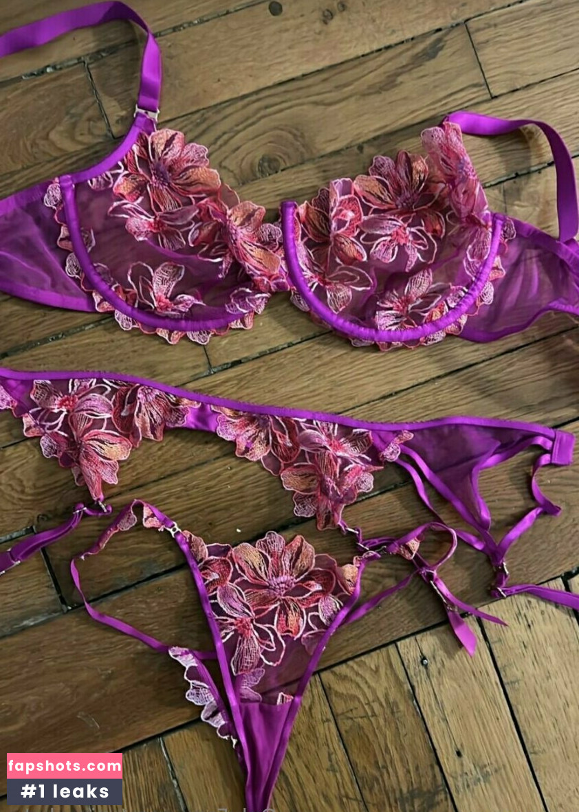 anissakate gallery photo #4