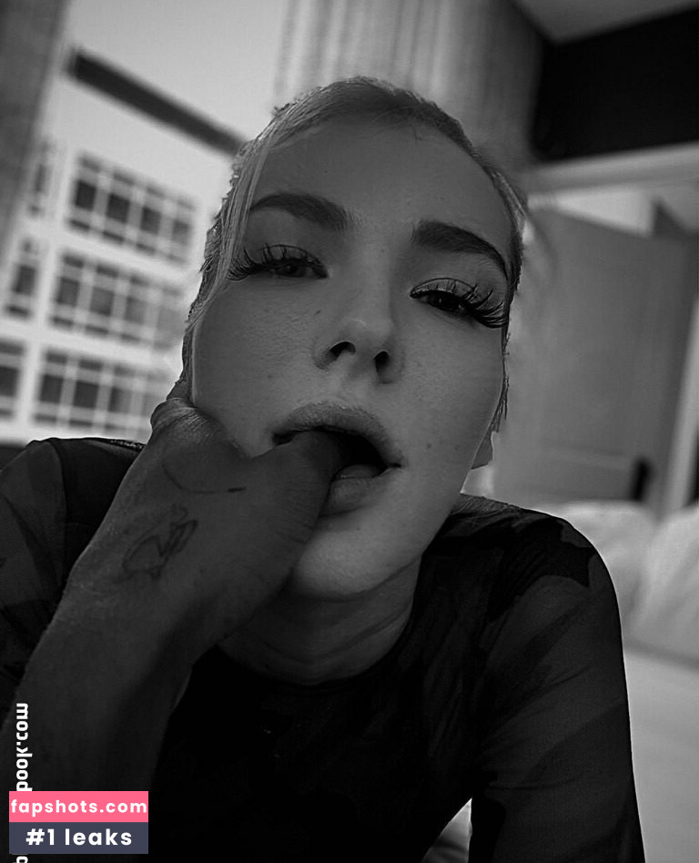 anistonbleu gallery photo #15