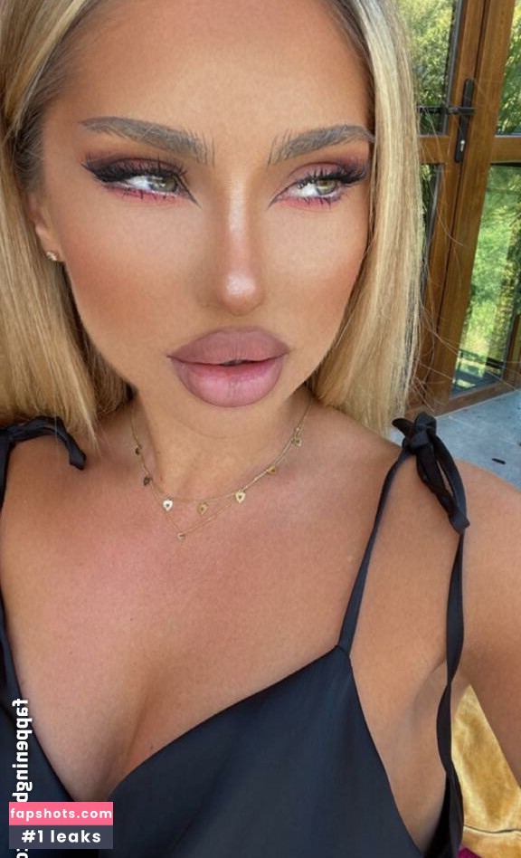 Anisyia Nude Leaks OnlyFans Photos #18 - LeakJerk