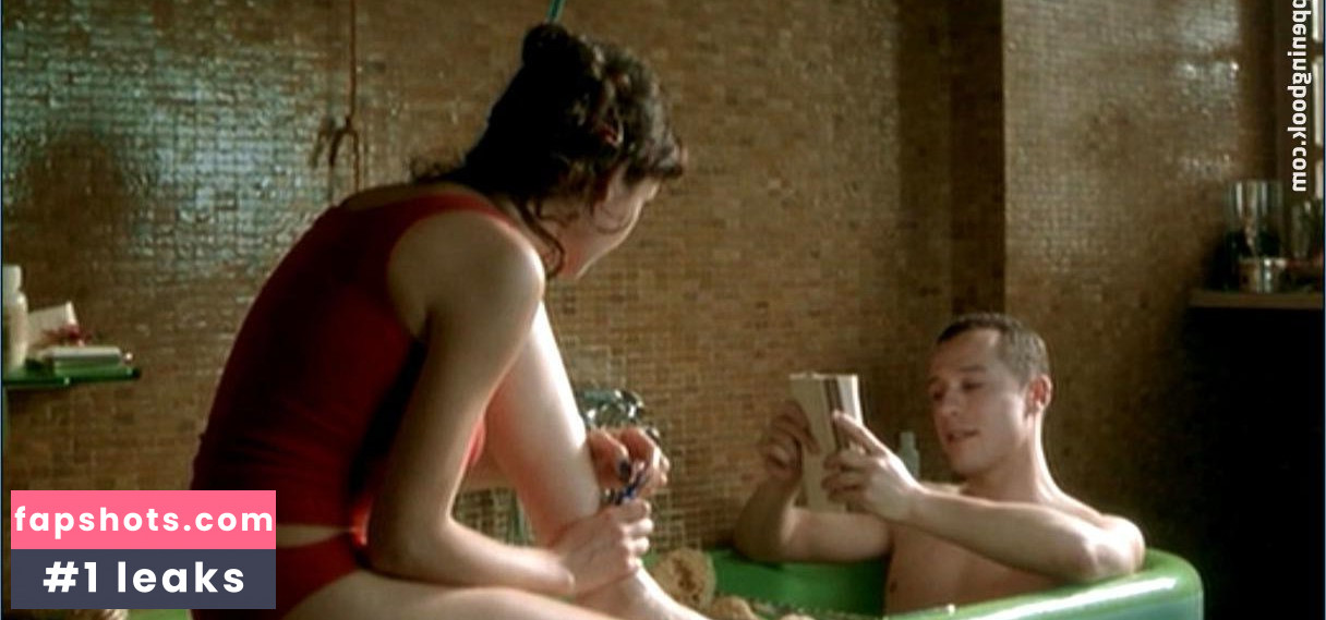 Anita Caprioli gallery photo #17