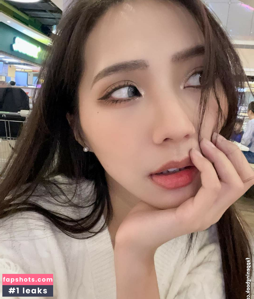 Anita Feifei gallery photo #62