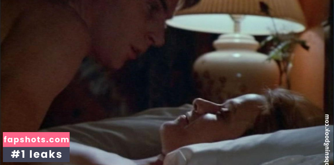 Anita Skinner nude babe gallery