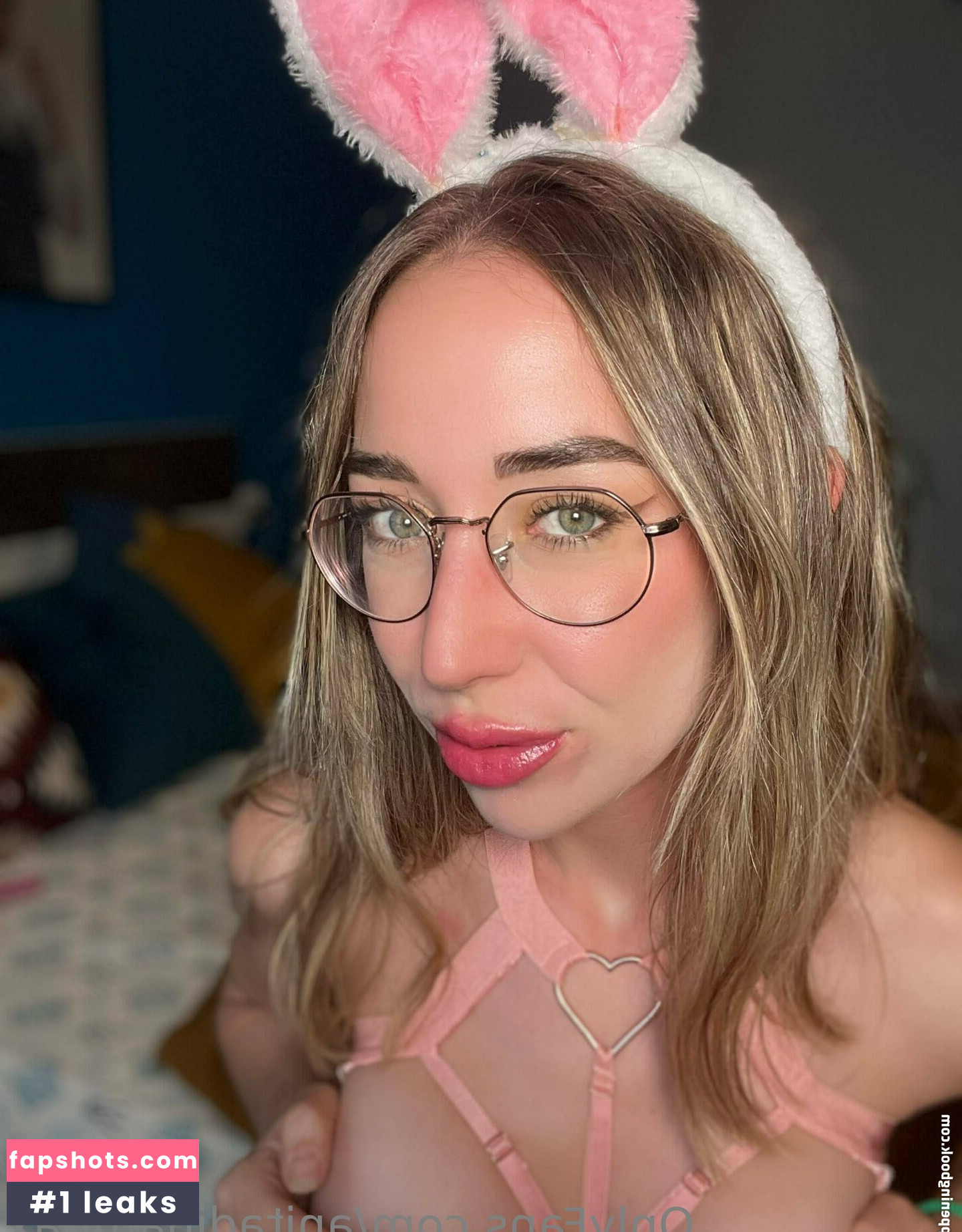 Anitadinamitax gallery photo #71