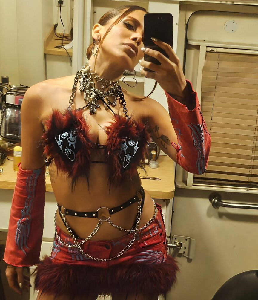 anitta gallery photo #773