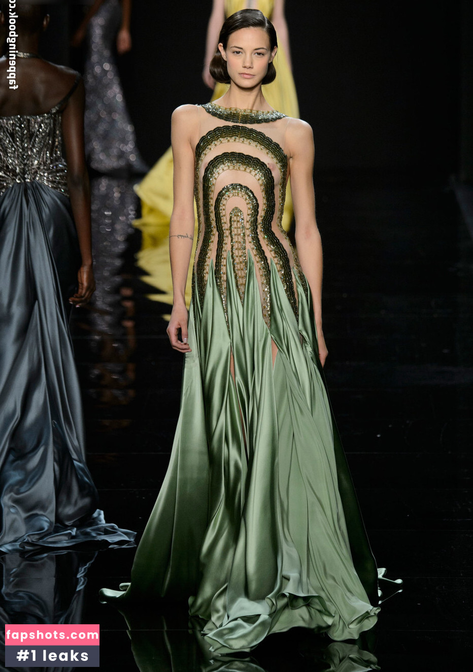 Anja Leuenberger gallery photo #22