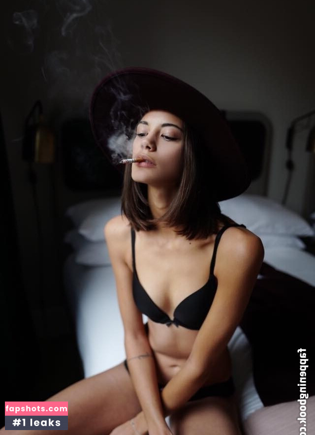 Anja Leuenberger gallery photo #4