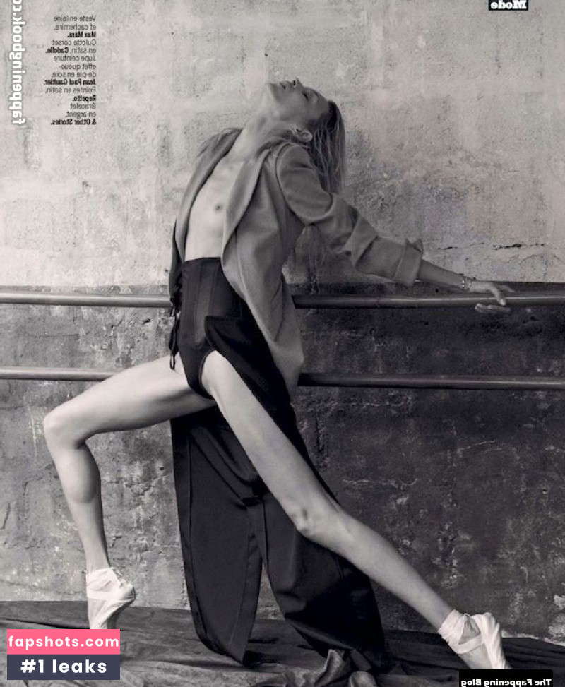 Anja Rubik gallery photo #135