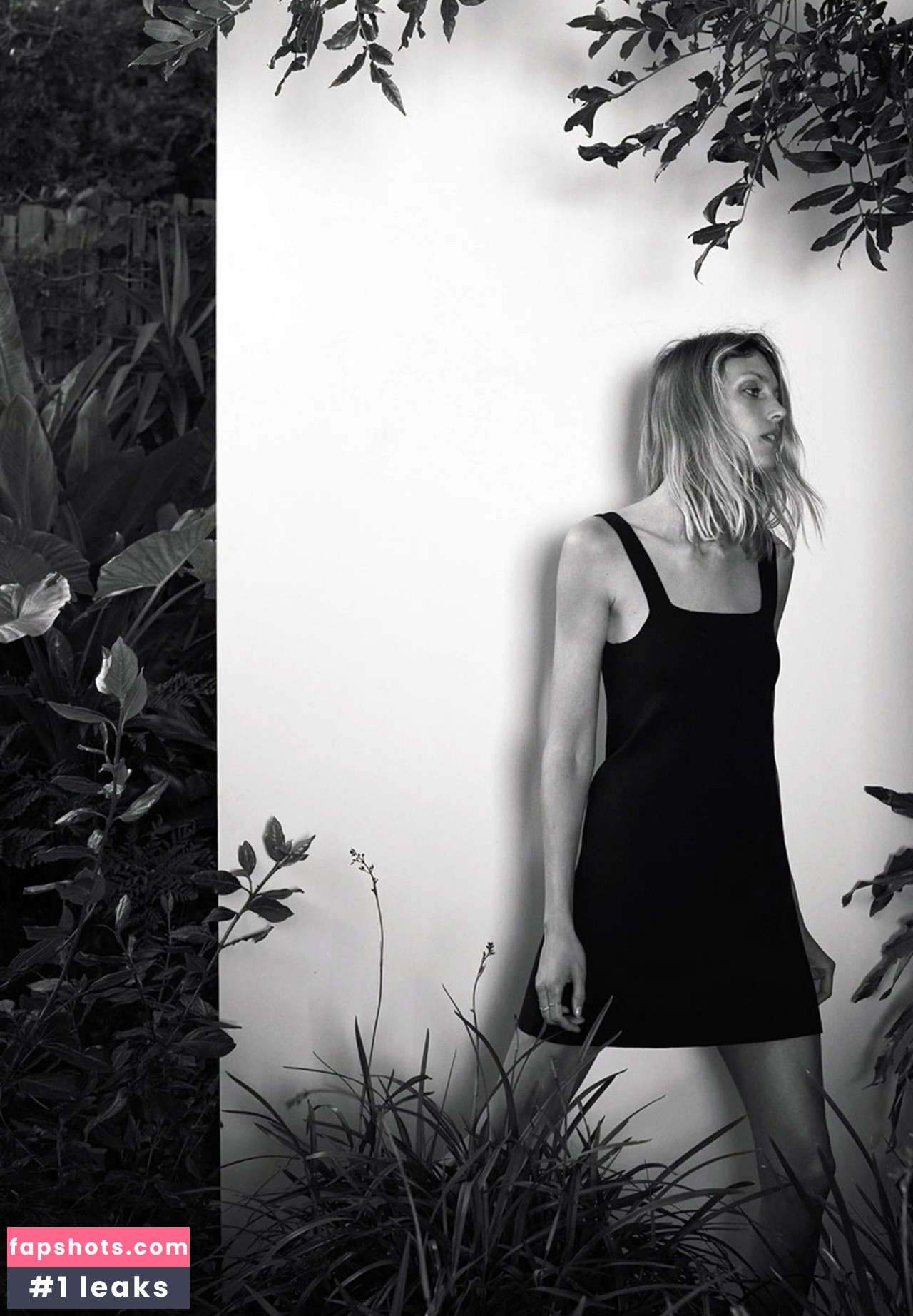 Anja Rubik gallery photo #174