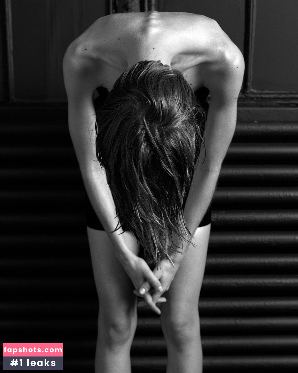 Anja Rubik gallery photo #225