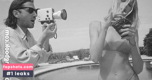 Anja Rubik gallery photo #41