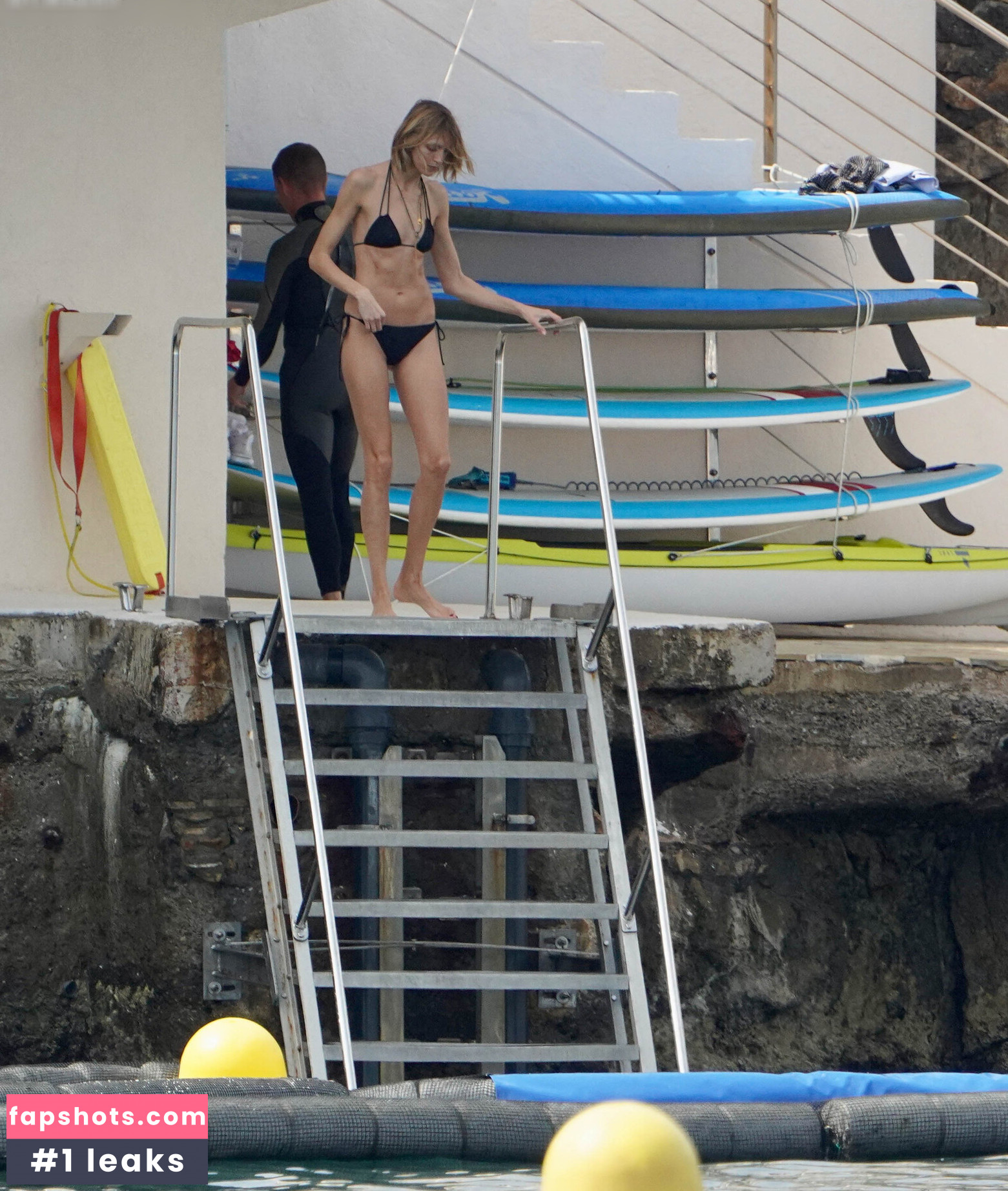 Anja Rubik gallery photo #69