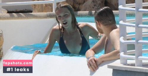 Anja Rubik Nude Leaks OnlyFans - Fapshots