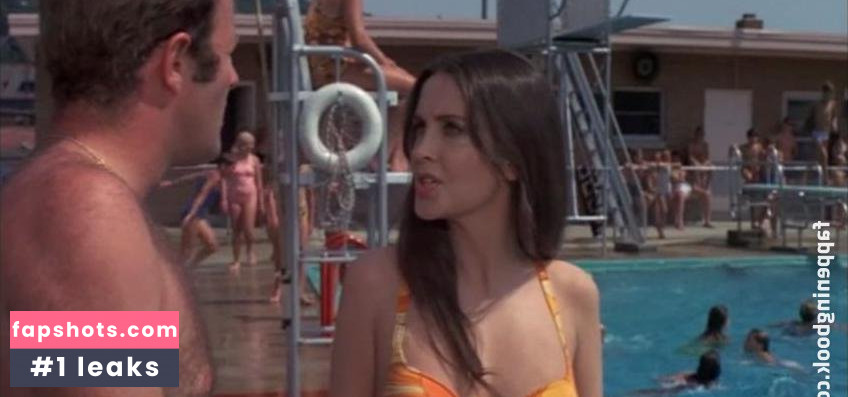 Anjanette Comer gallery photo #6