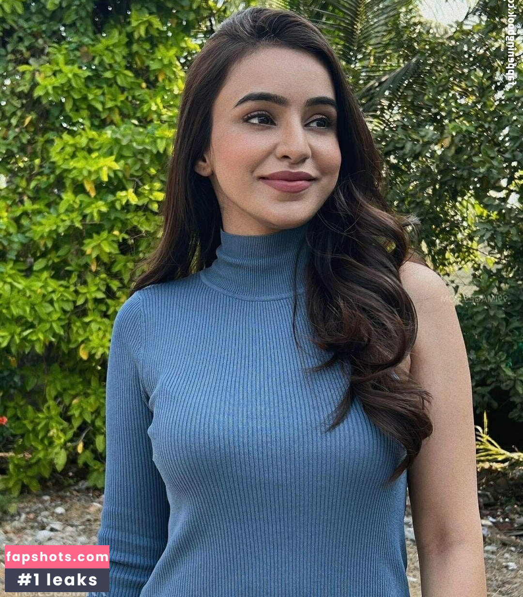 Ankitta Sharma gallery photo #16