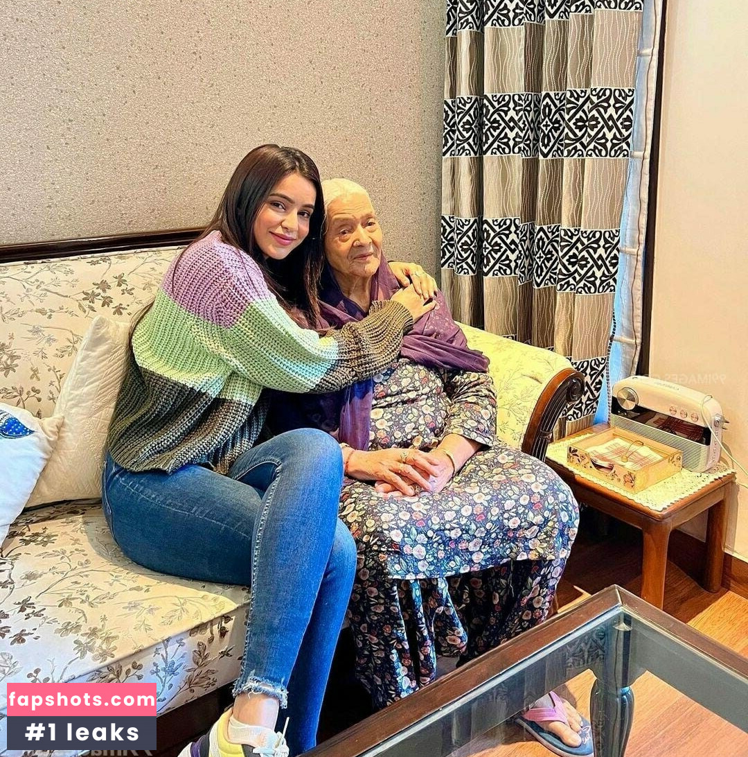 Ankitta Sharma gallery photo #26