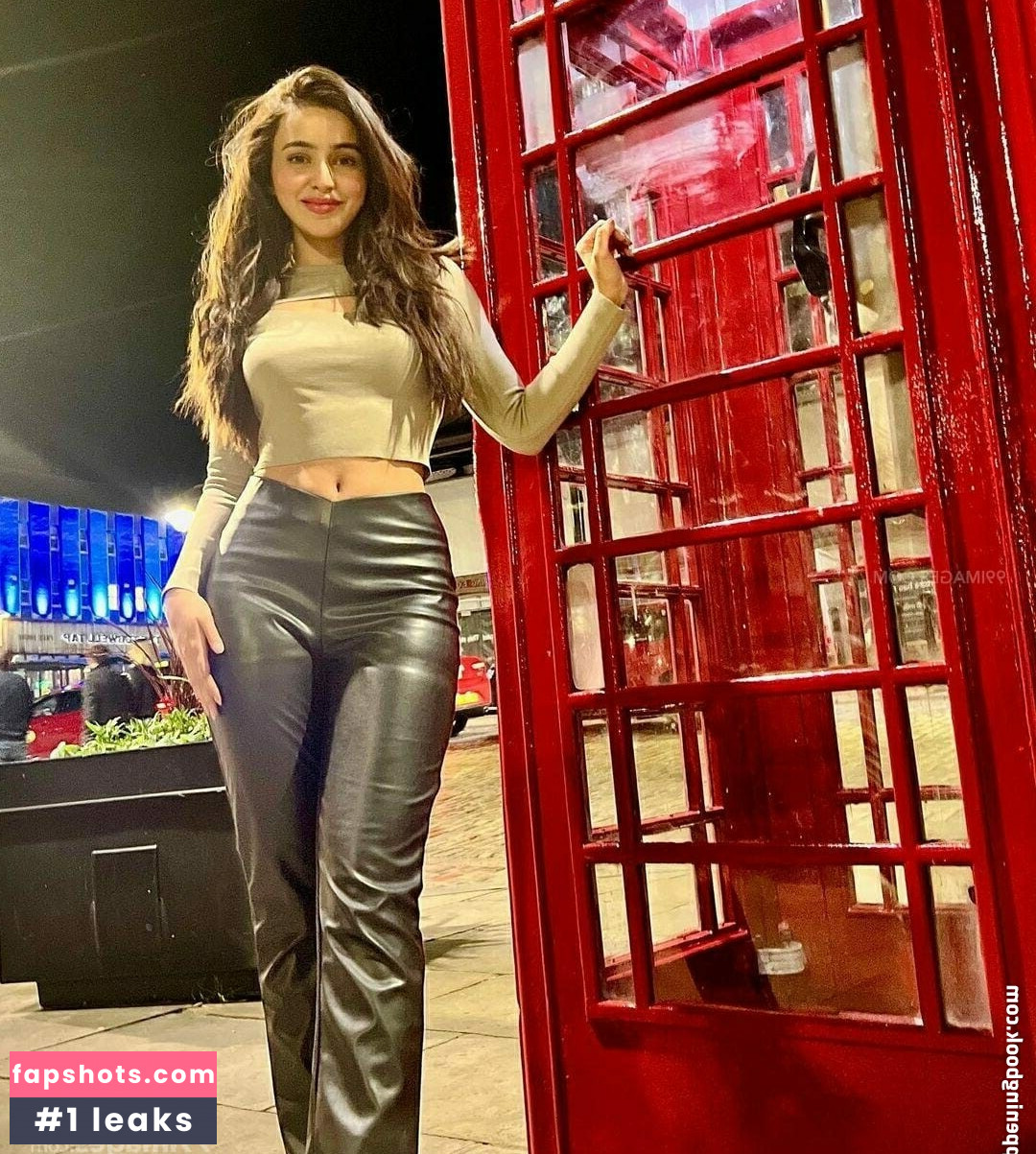 Ankitta Sharma gallery photo #29