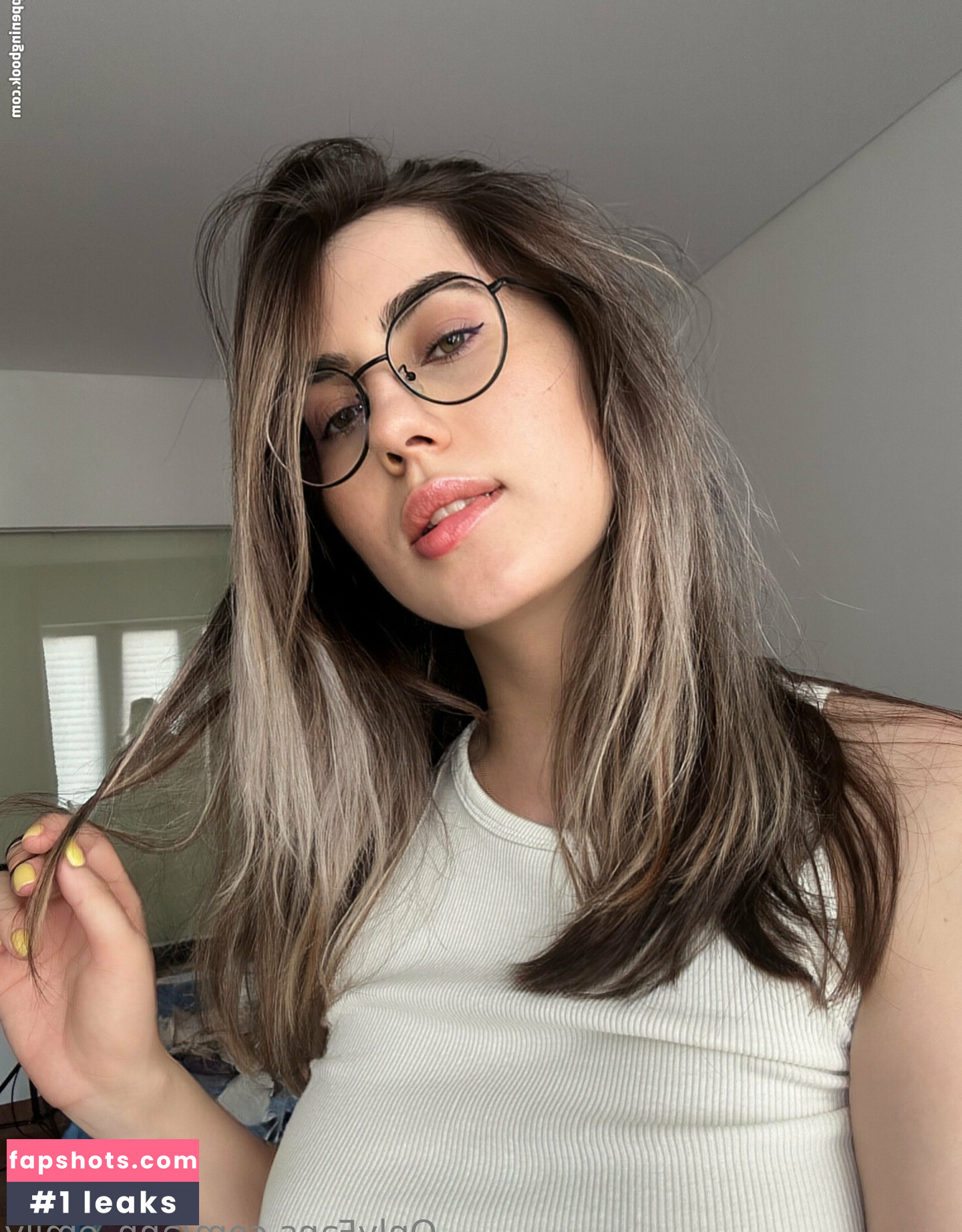 ann_emily gallery photo #13