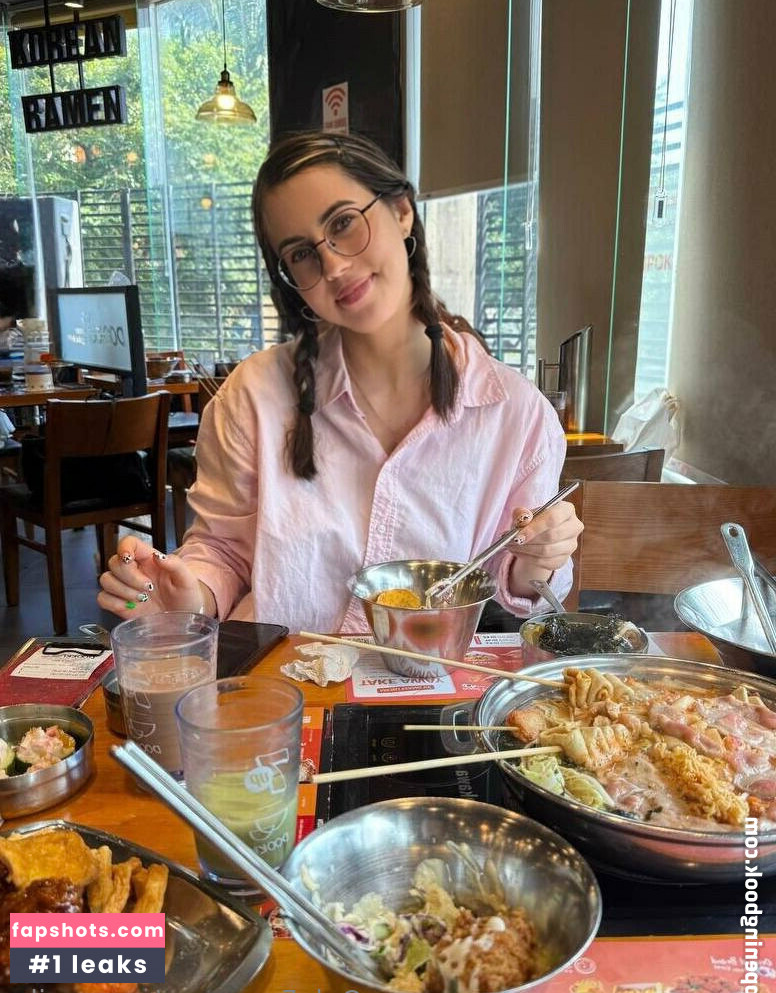 ann_emily gallery photo #10