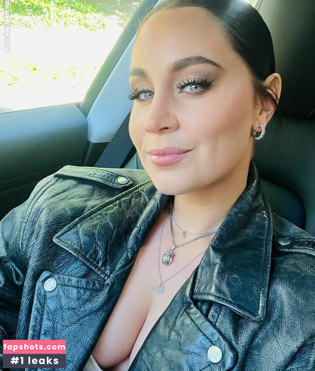 Anna Abreu gallery photo #27