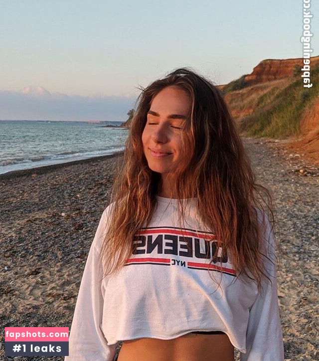 Anna Adamovich Nahé úniky fotek pouze od fanoušků #2 - Fapshots