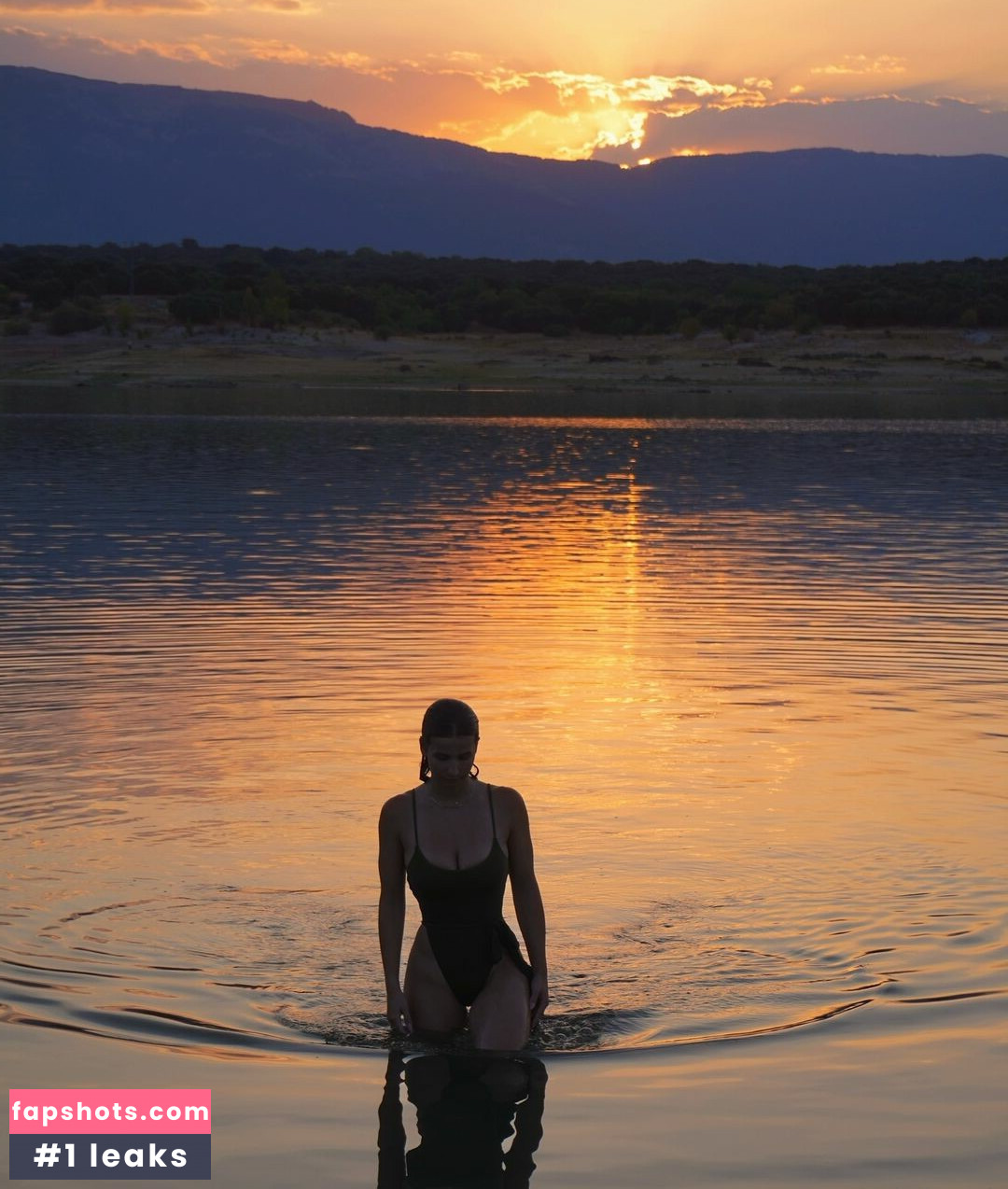 anna.are_ gallery photo #4