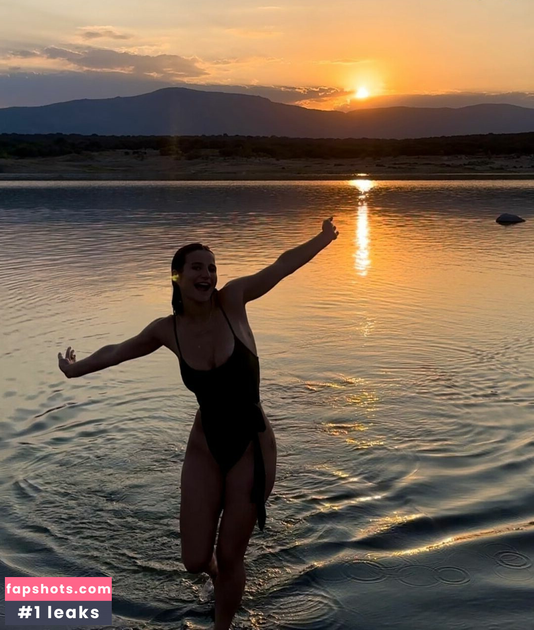 anna.are_ gallery photo #5