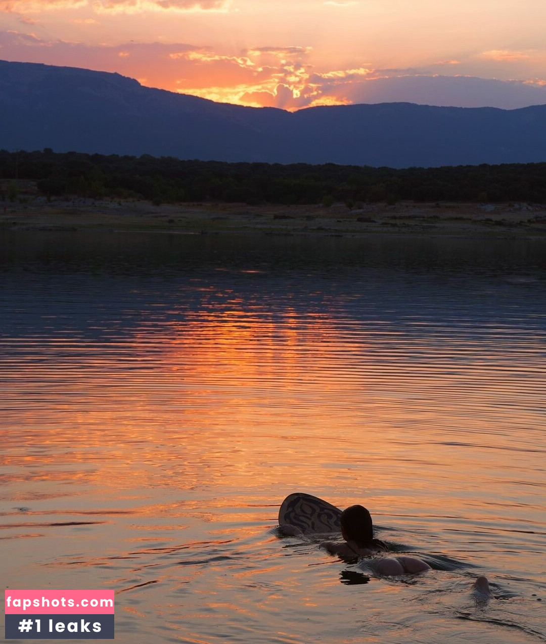 anna.are_ gallery photo #8