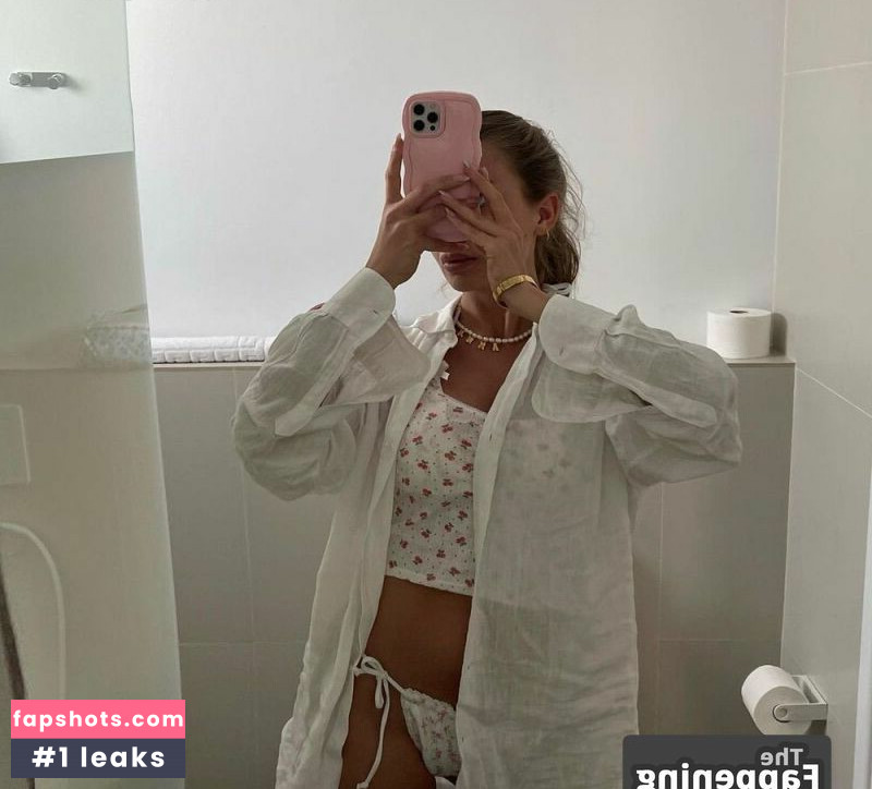 Anna Astrup gallery photo #14