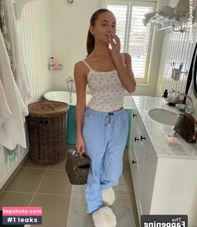 Anna Astrup gallery photo #16