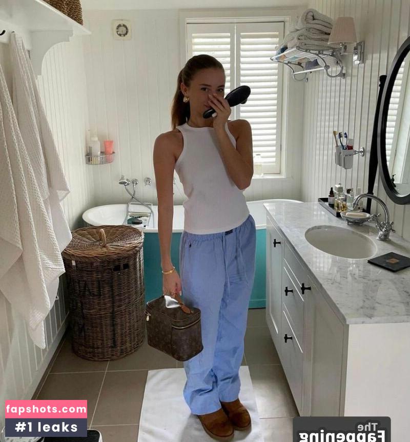 Anna Astrup gallery photo #27