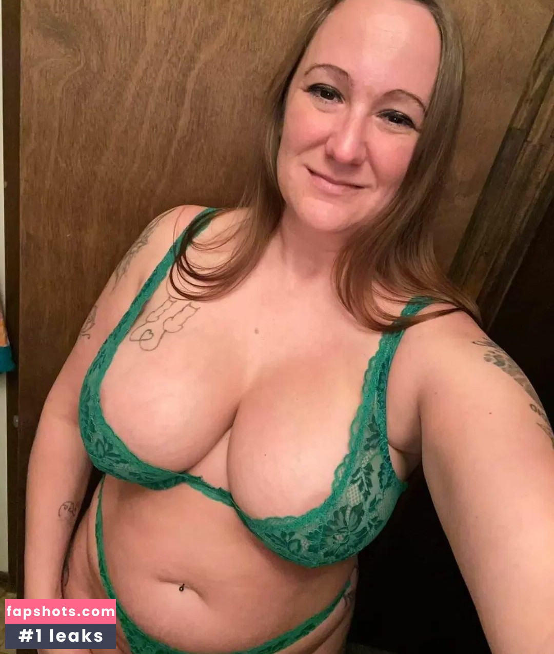 Anna Banks gallery photo #2