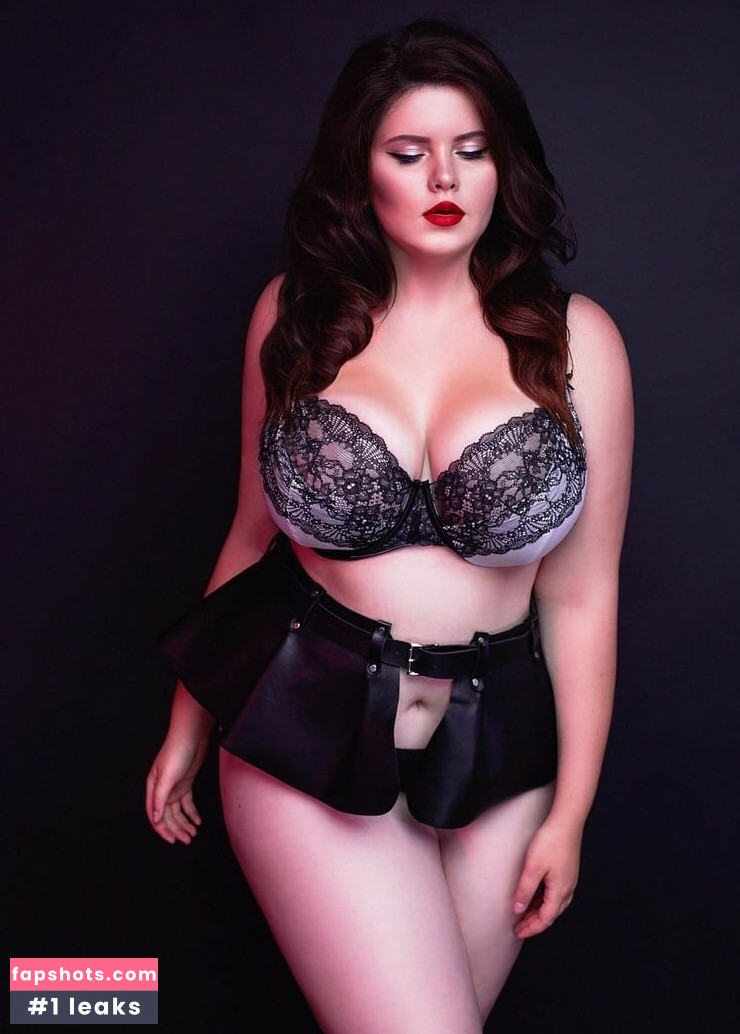 Anna Bernadi gallery photo #25