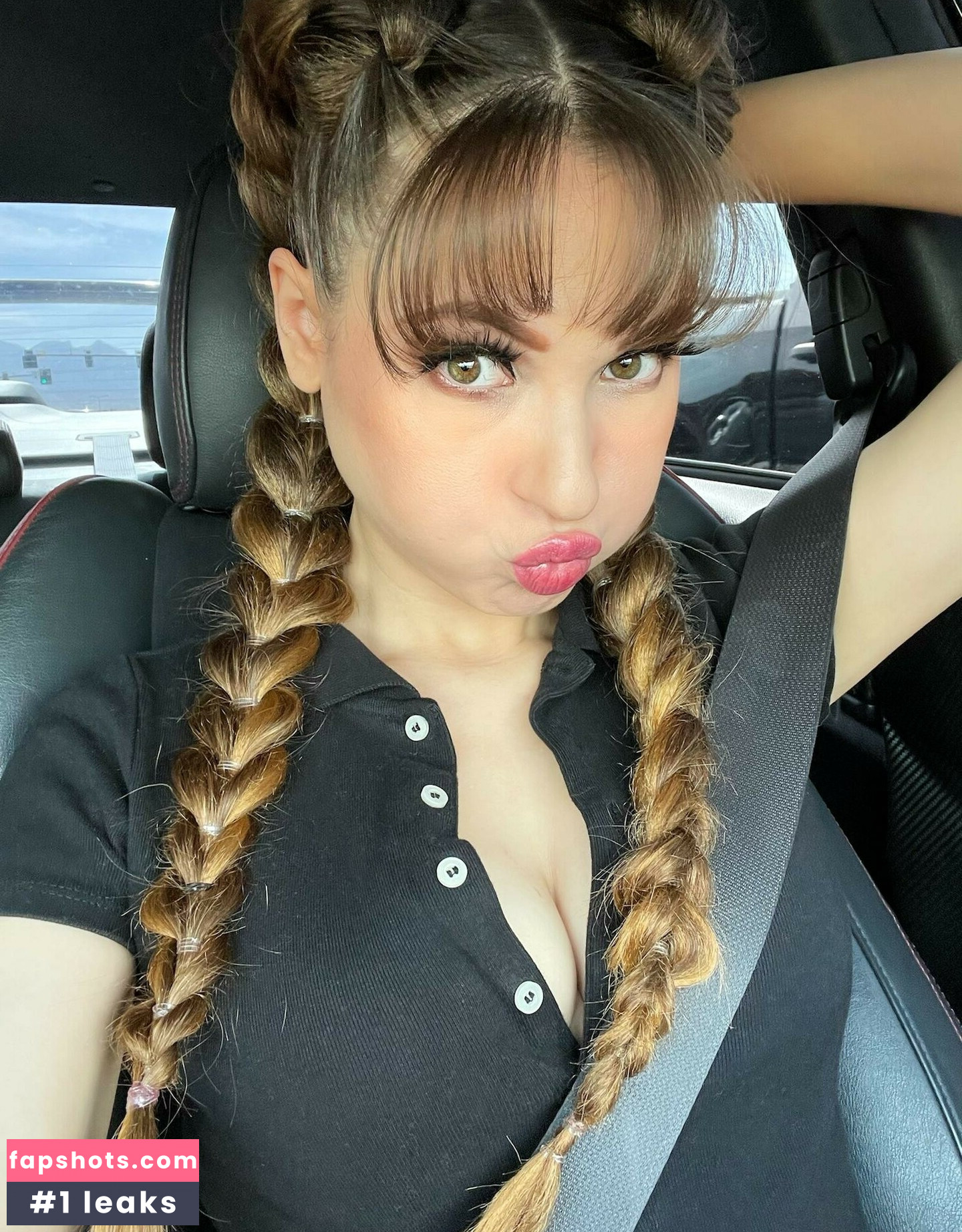 Anna Blossom gallery photo #104