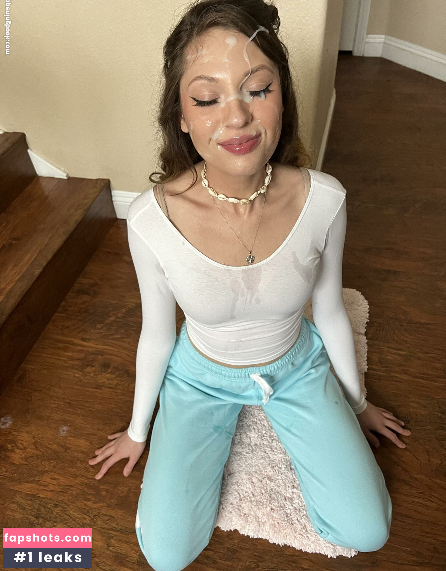 Anna Blossom gallery photo #97